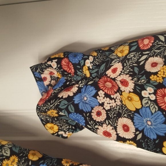 Floral Wrap Style Blouse Shirt Lily White - Picture 4 of 7